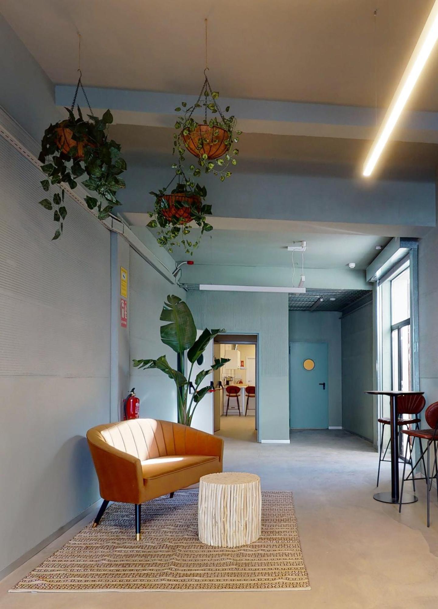 Ola Living Hostal Tetuan Madrid Exterior foto