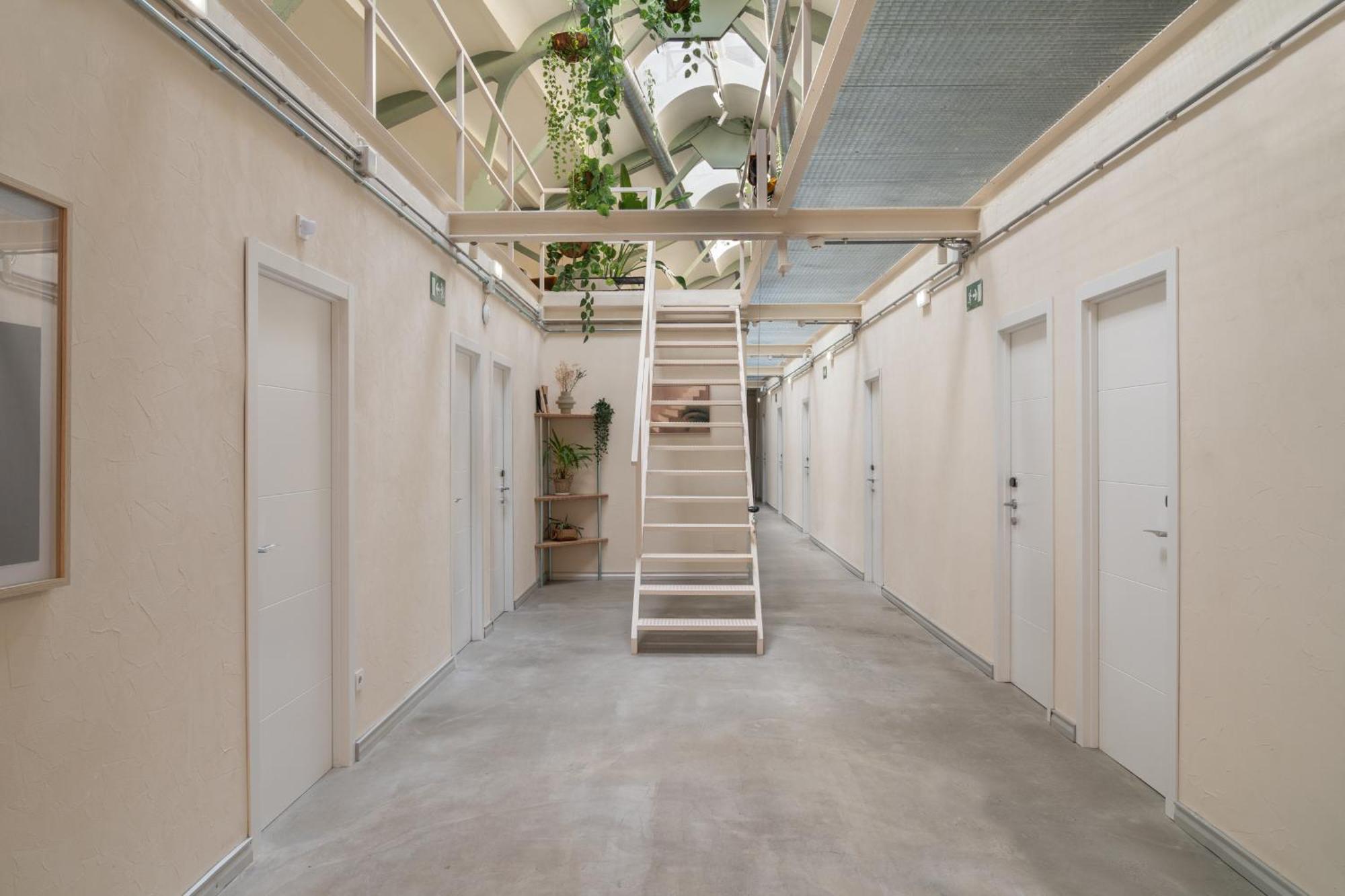 Ola Living Hostal Tetuan Madrid Exterior foto